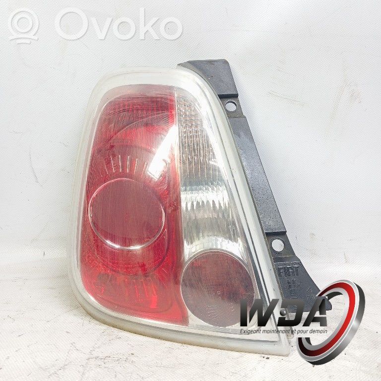 Fiat 500 Galinis žibintas kėbule 