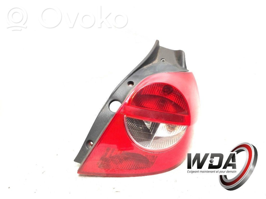 Renault Clio III Lampa tylna 