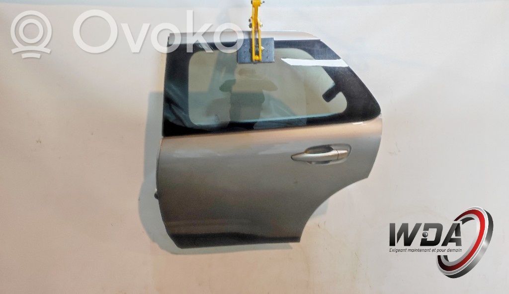 Citroen C4 Cactus Galinės durys 