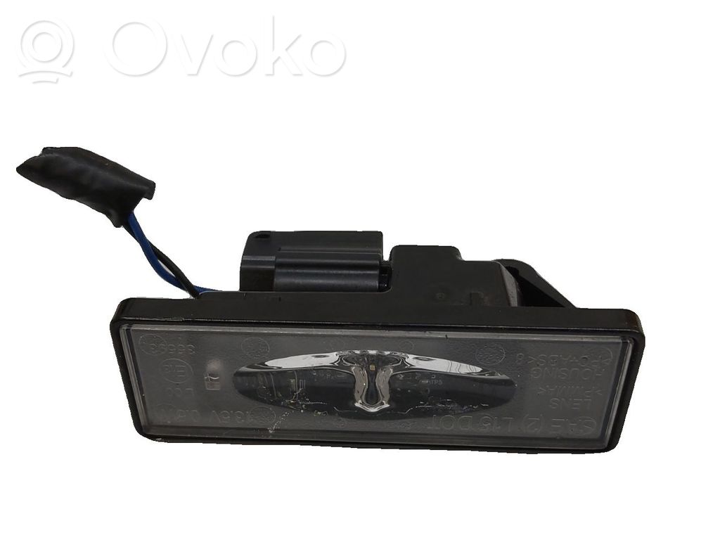 Renault Clio V Lampa oświetlenia tylnej tablicy rejestracyjnej 