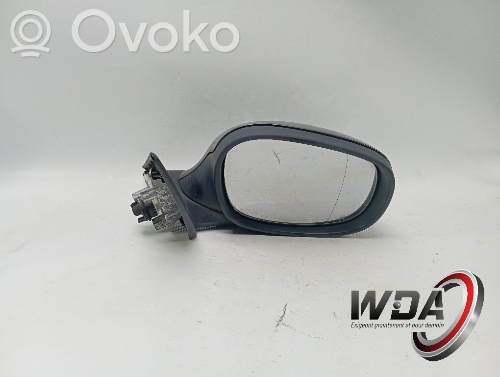 BMW 3 E21 Front door electric wing mirror 