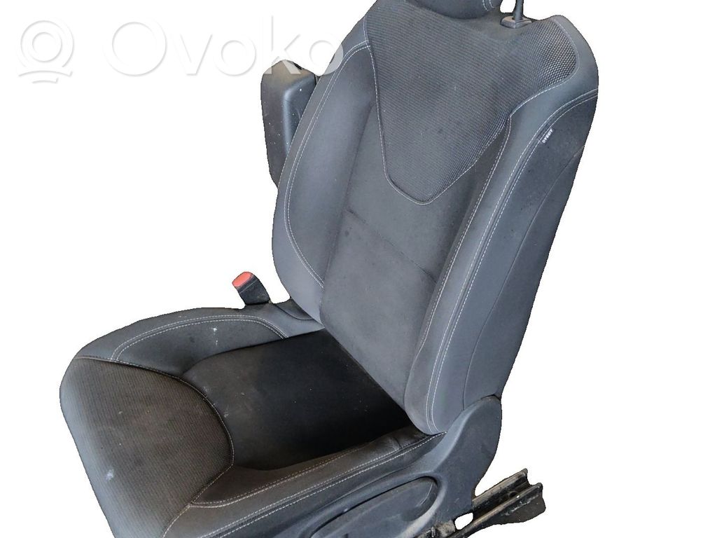 Renault Clio IV Front driver seat 