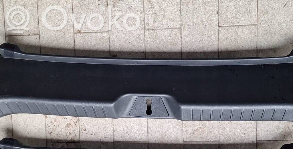 Mazda MX-30 Protector del borde del maletero/compartimento de carga 