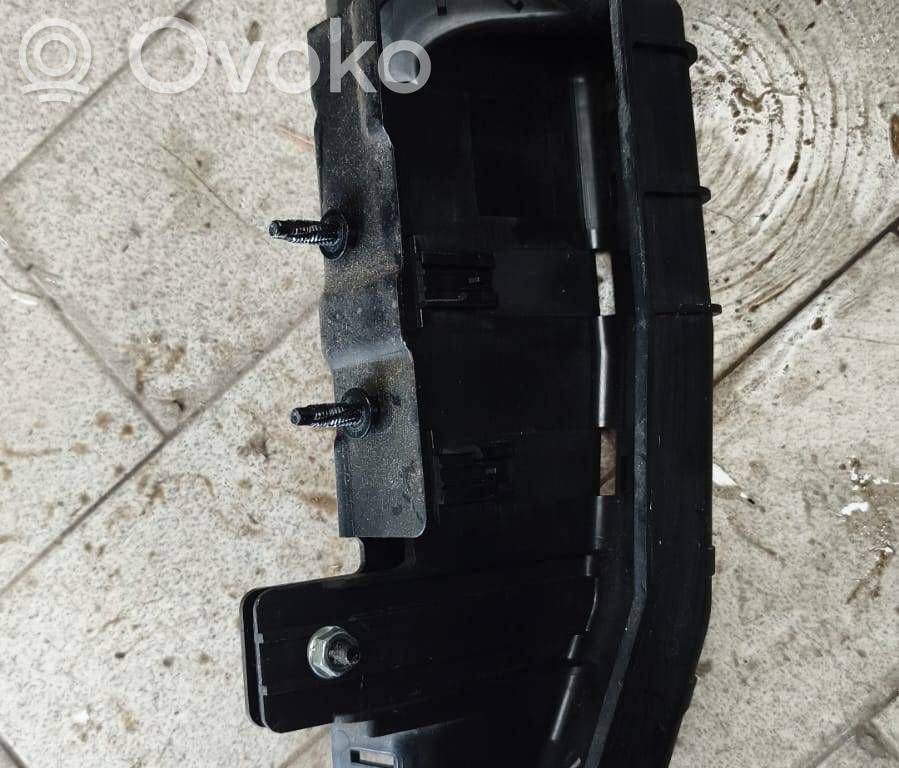 Dacia Spring Inne części komory silnika 