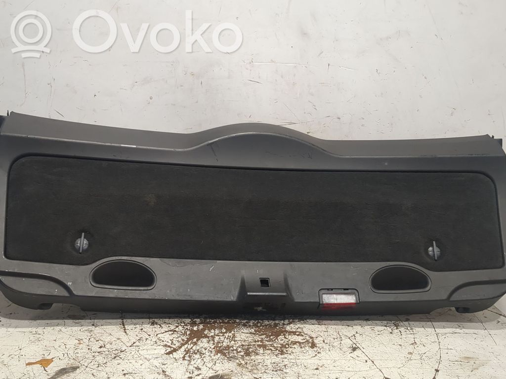 Tailgate trim   7061394