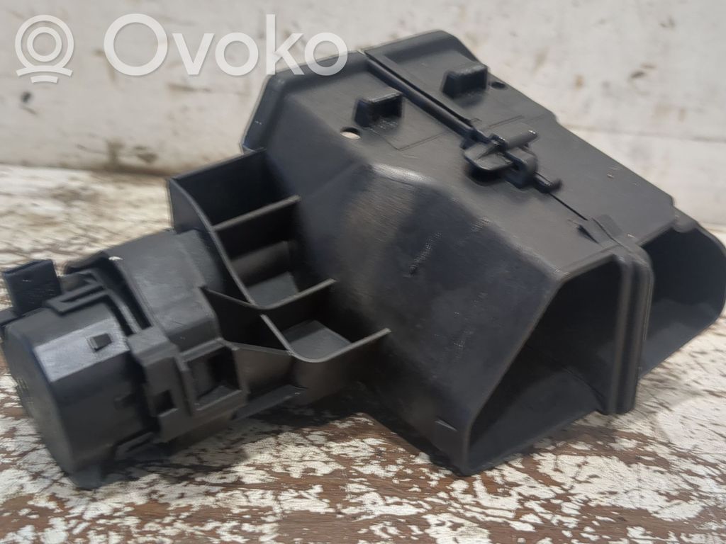 BMW 5 E60 E61 Muu ilmastointilaitteen osa (A/C) 