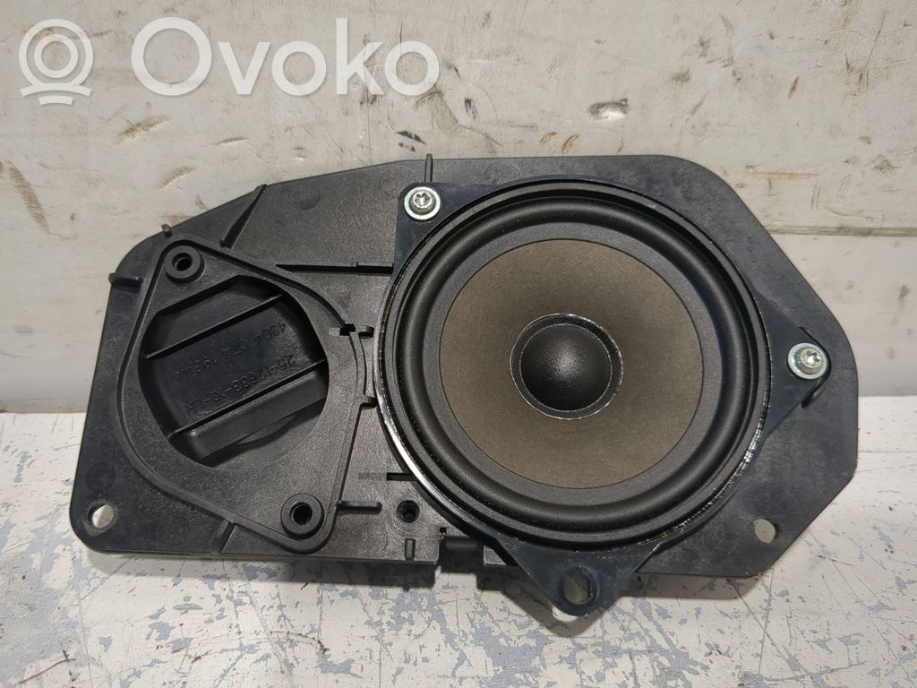 BMW 5 E60 E61 Altavoz de la puerta trasera 