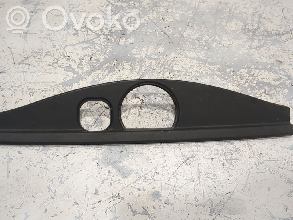 BMW 5 E60 E61 Kita salono detalė 