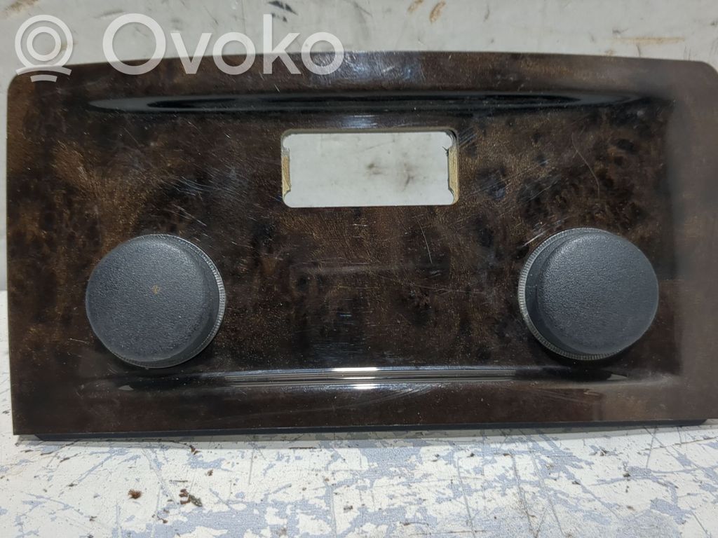 BMW 5 E60 E61 Verkleidung Zigarettenanzünder hinten 