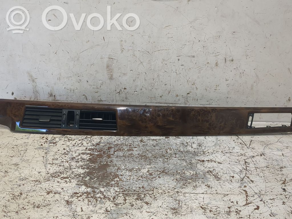 BMW 5 E60 E61 Moldura de la guantera 