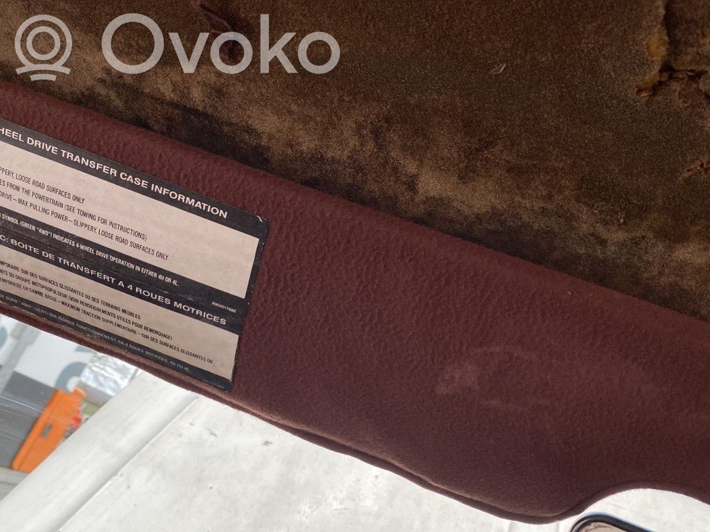 Sun visor
