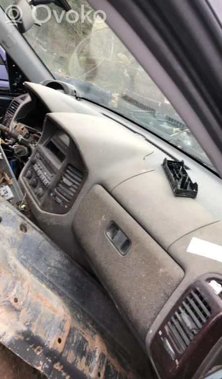 Mitsubishi Pajero Panel de instrumentos 