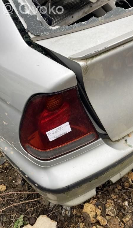 BMW 3 E46 Galinis žibintas kėbule 