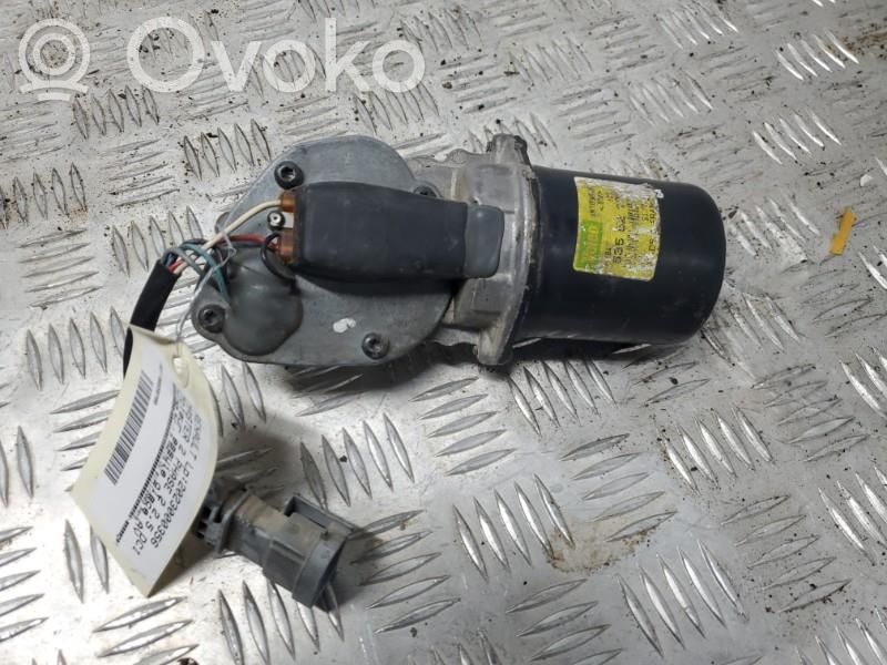 Renault Master II Wiper motor 