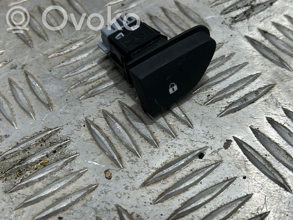 Other switches/knobs/shifts