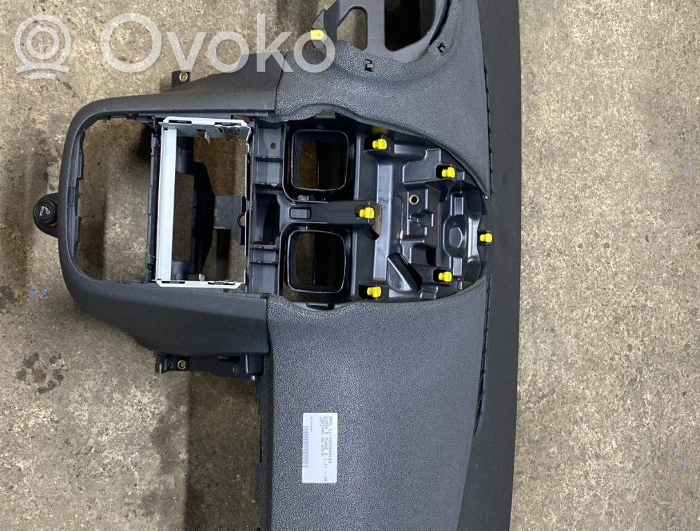 Opel Corsa D Panelė 