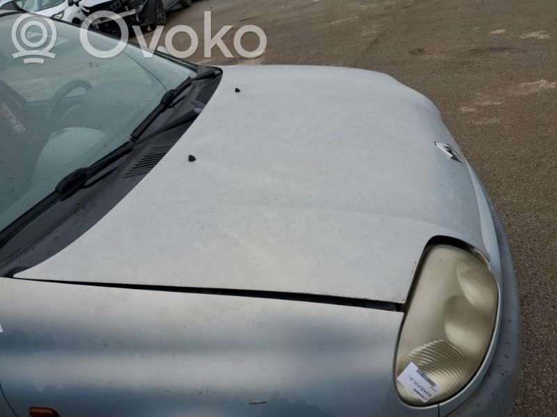 Renault Clio II Konepelti 
