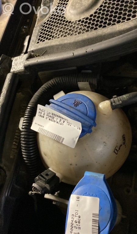 Audi A3 S3 8P Serbatoio di compensazione del liquido refrigerante/coperchio