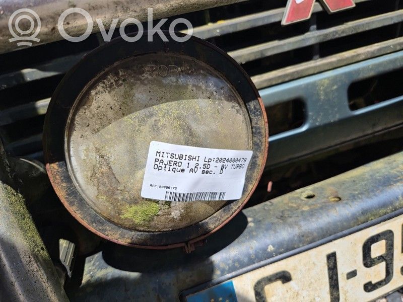 Mitsubishi Pajero Feu clignotant répétiteur d'aile avant
