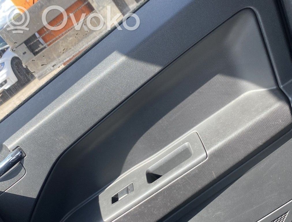 Dodge Caliber Обшивка передней двери 