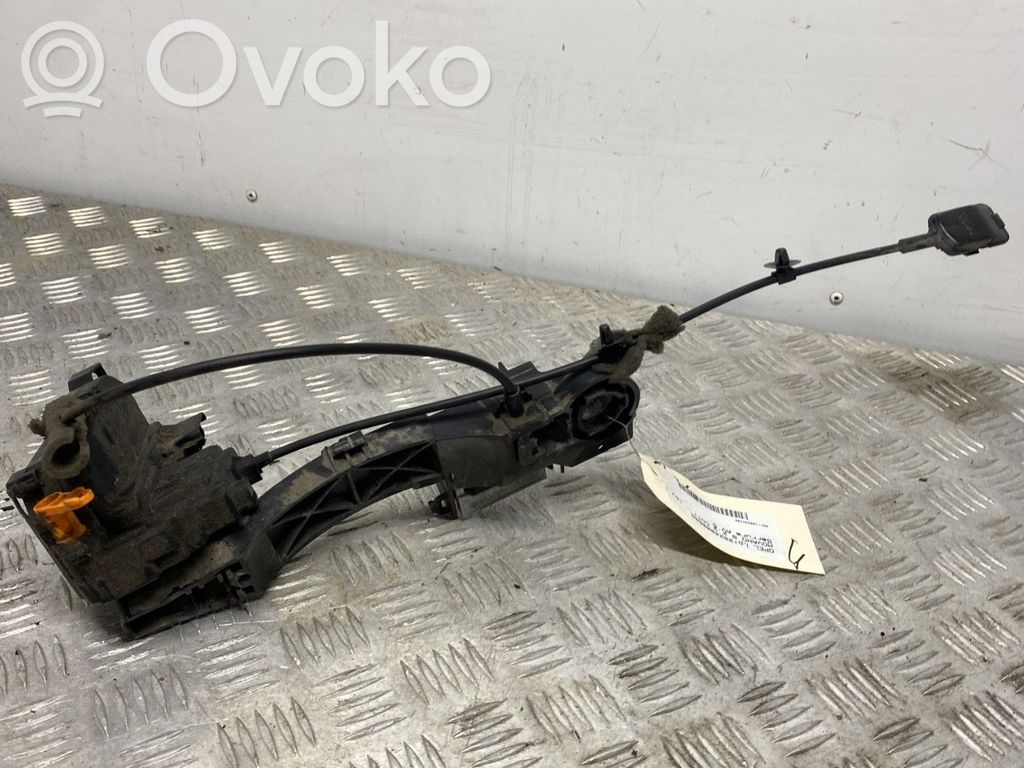 Opel Movano B Etuoven lukko 