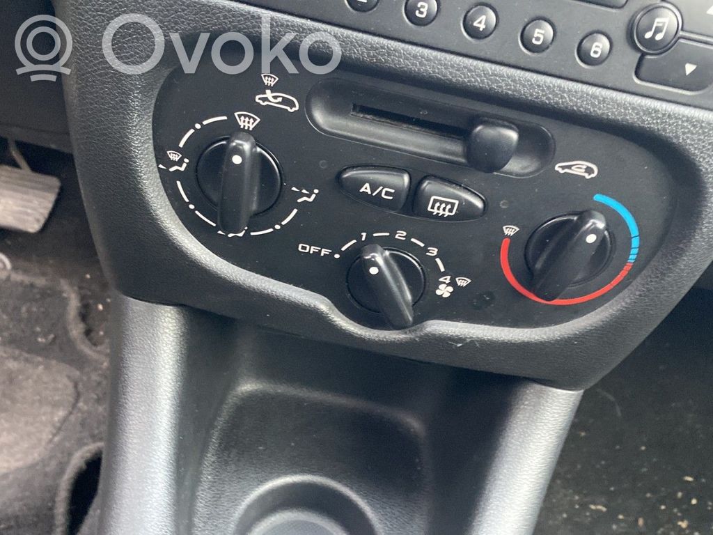 Peugeot 206+ Unitate control climatizare 