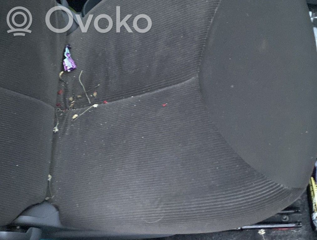 Citroen C1 Etumatkustajan istuin 