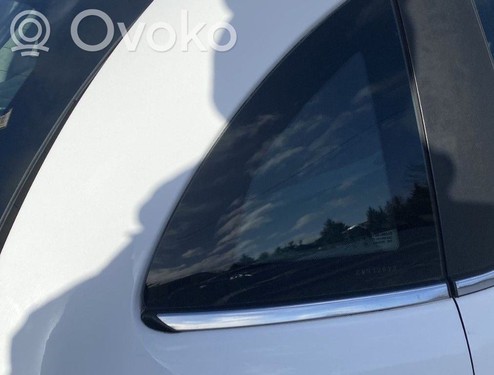 Citroen C3 Szyba karoseryjna tylna 