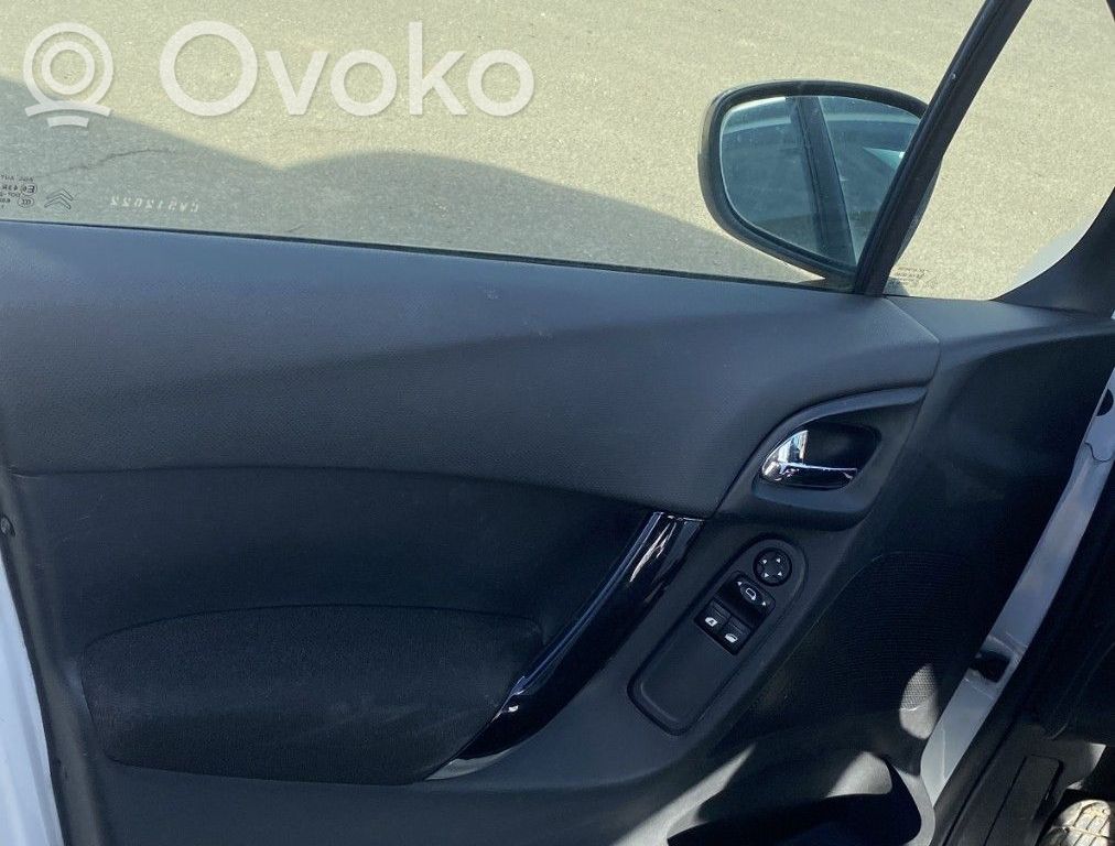 Citroen C3 Revestimiento de puerta delantera 