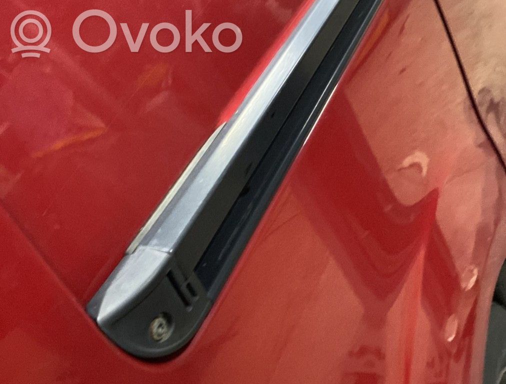 Citroen Berlingo Sliding door bottom rail, €50.00 | RRR