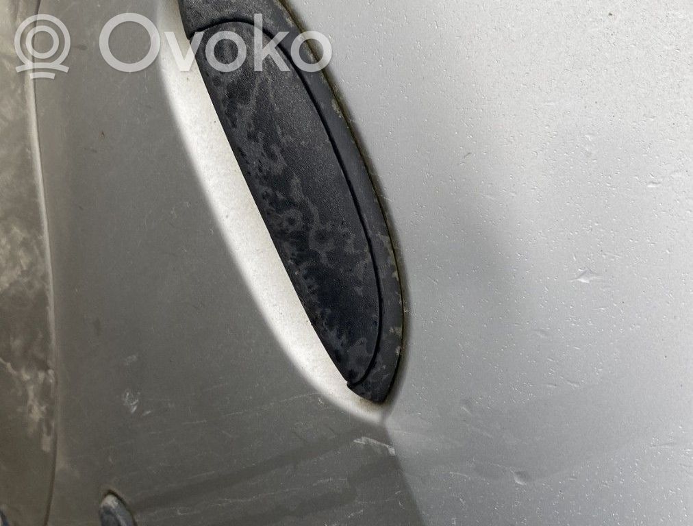 Manecilla externa puerta trasera   6001549492