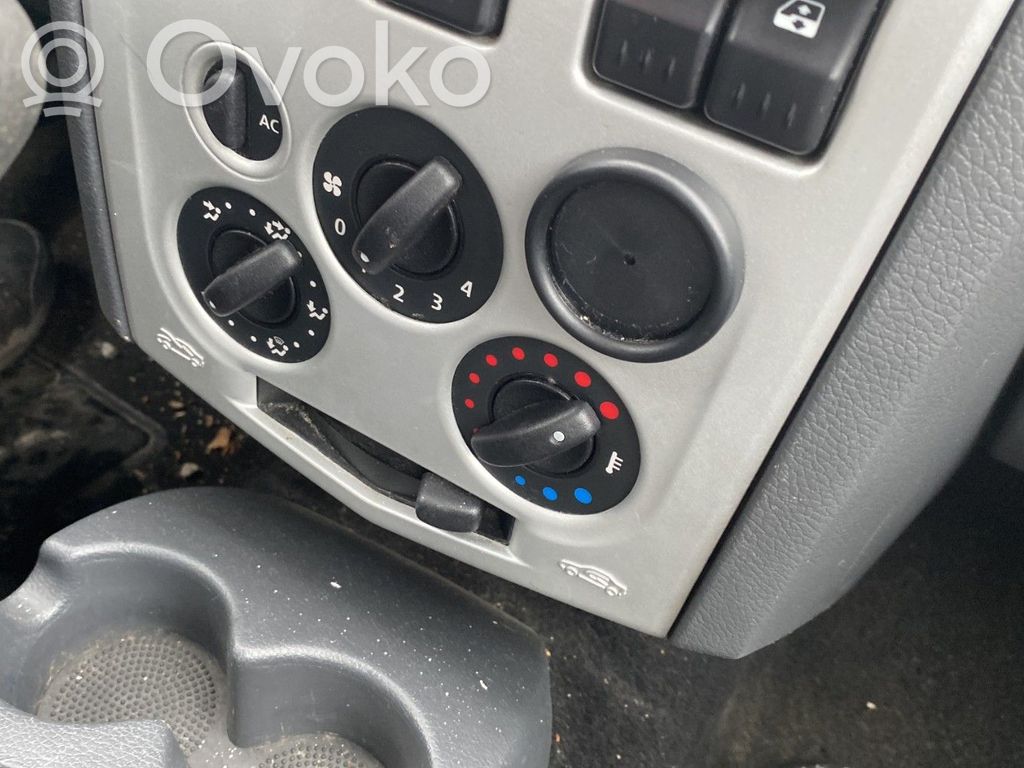 Dacia Logan I Centralina del climatizzatore 
