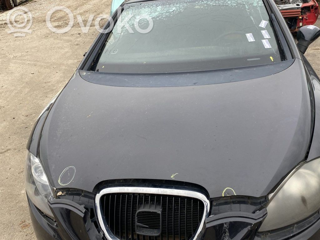 Seat Leon (1P) Konepelti 