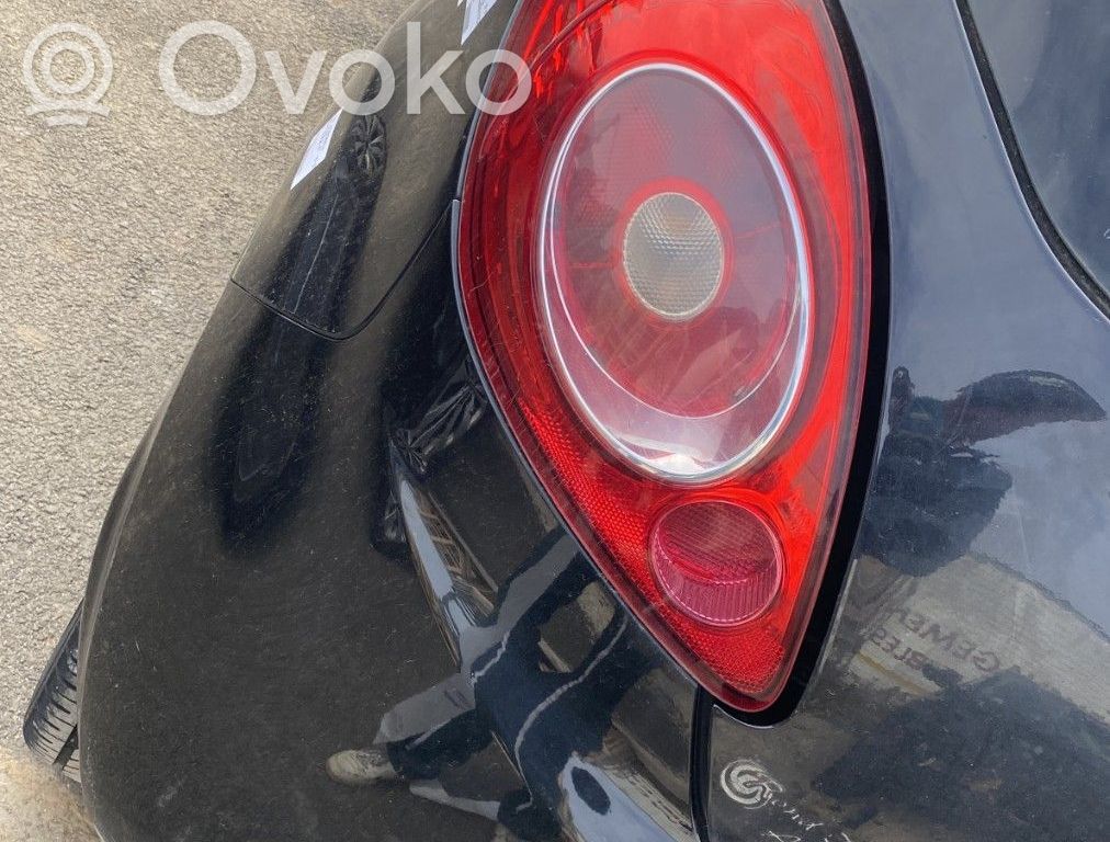 Takavalot   1579396