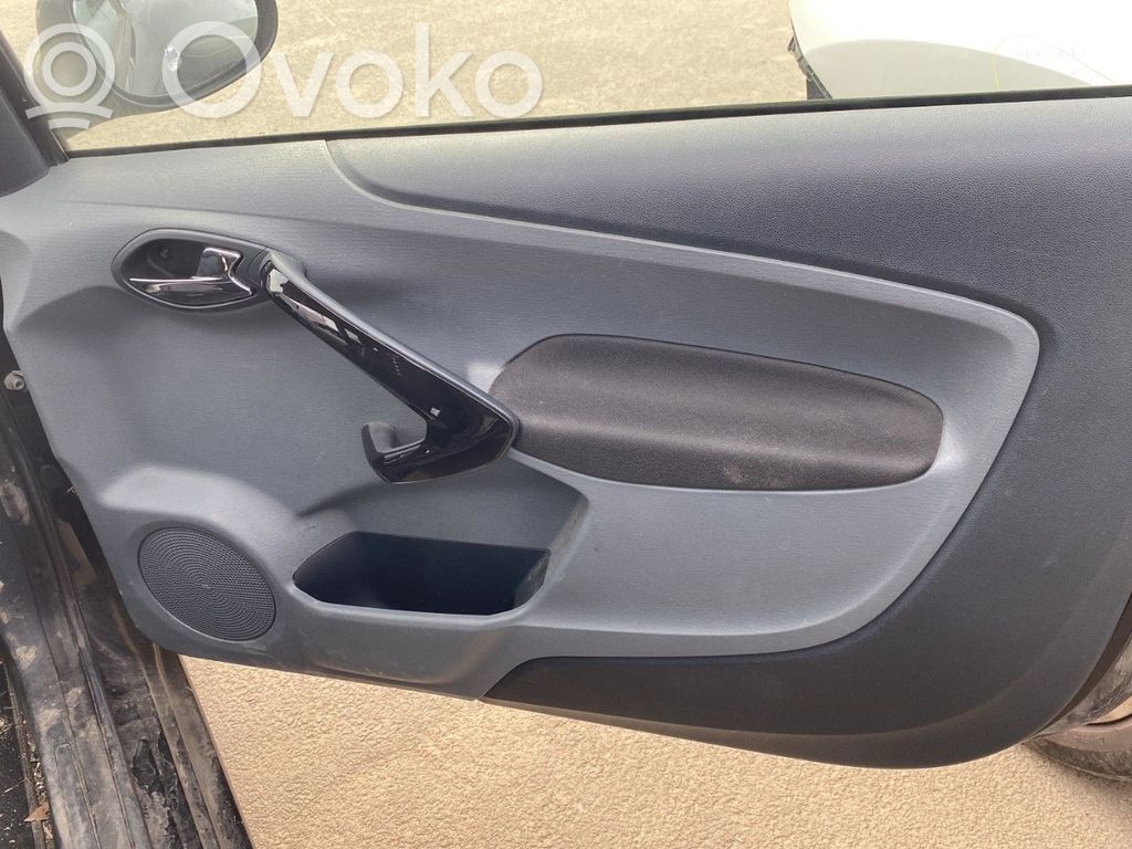 Ford Ka Etuoven verhoilu 