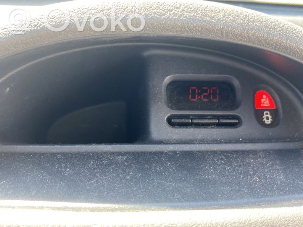 Renault Clio II Screen/display/small screen 