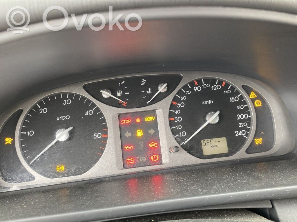 Renault Laguna II Licznik / Prędkościomierz 