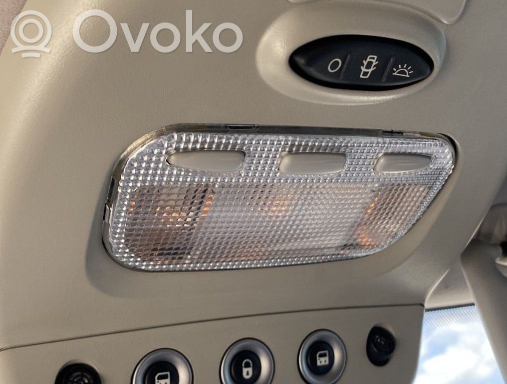 Éclairage lumière plafonnier avant   6362N3