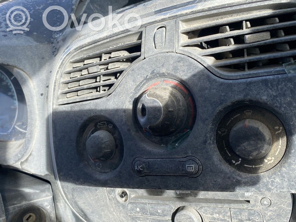 Panel klimatyzacji   275101025R