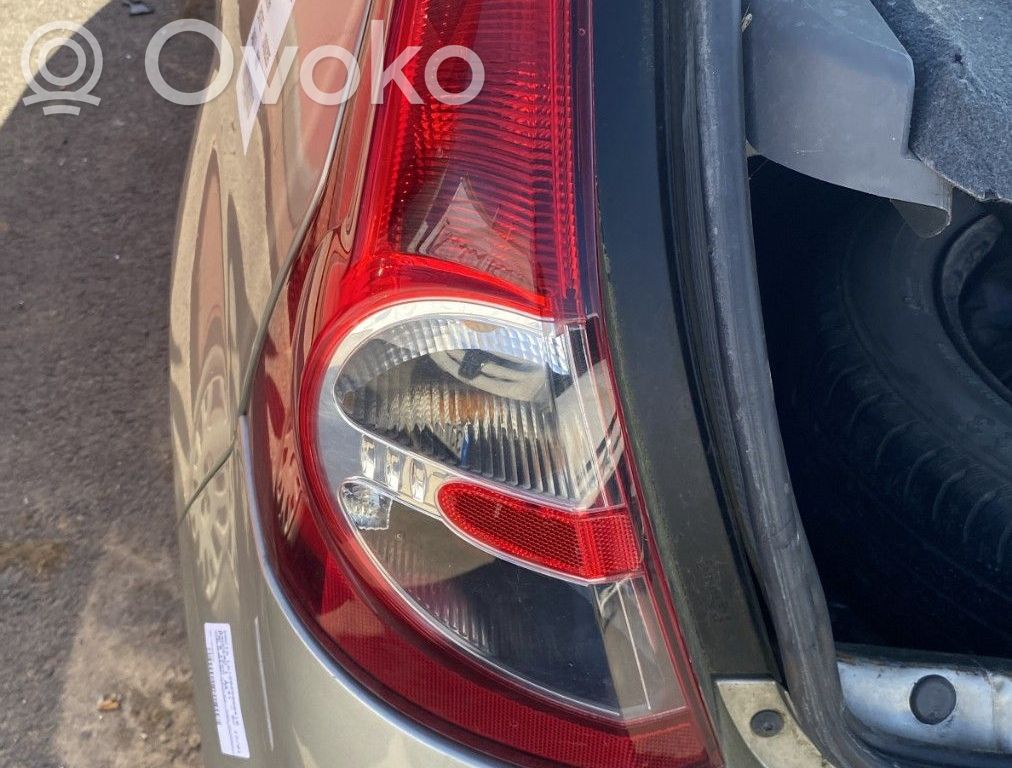 Dacia Sandero Luci posteriori