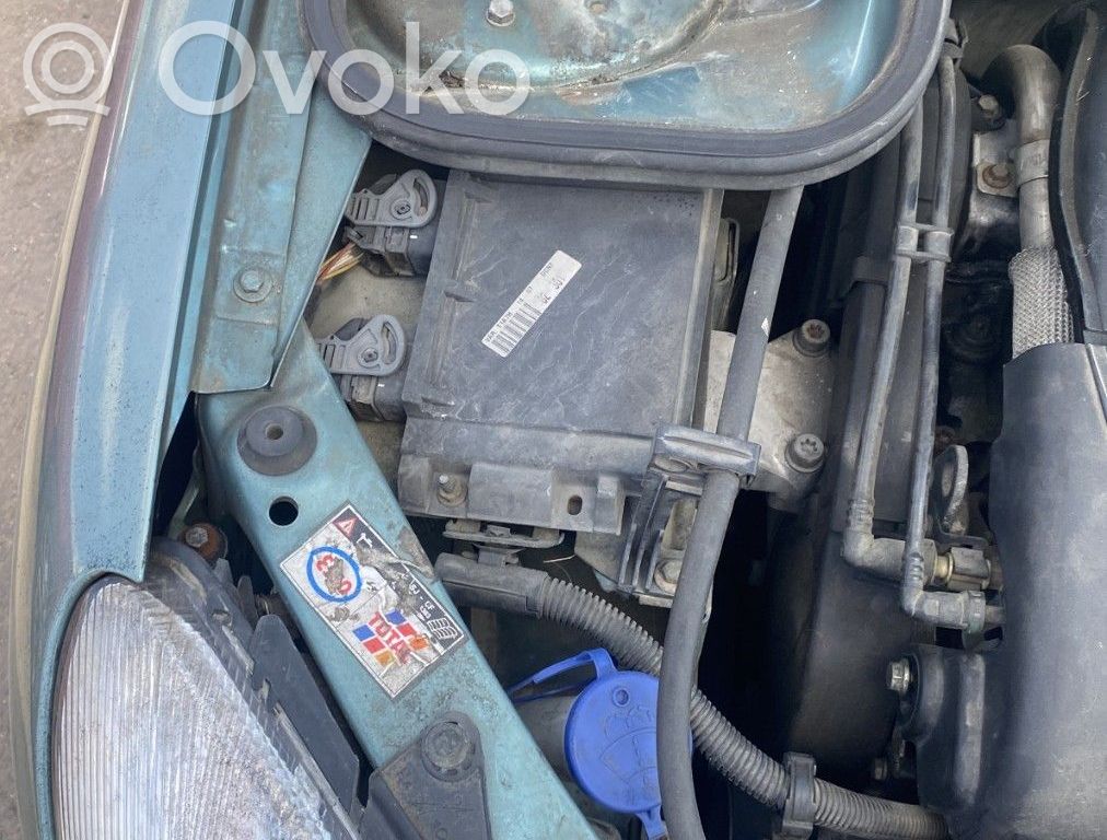 Peugeot 206 Engine control unit/module 