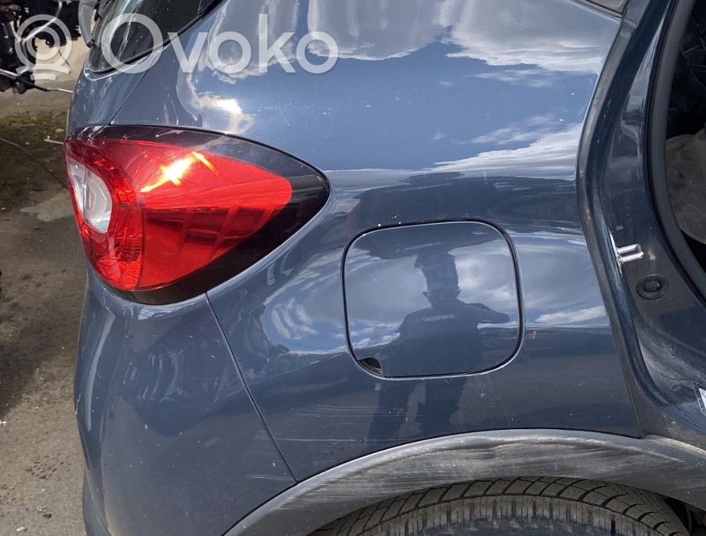 Renault Captur Panel lateral trasero 