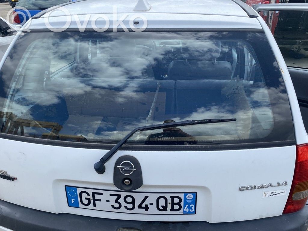 Opel Corsa B Puerta del maletero/compartimento de carga 