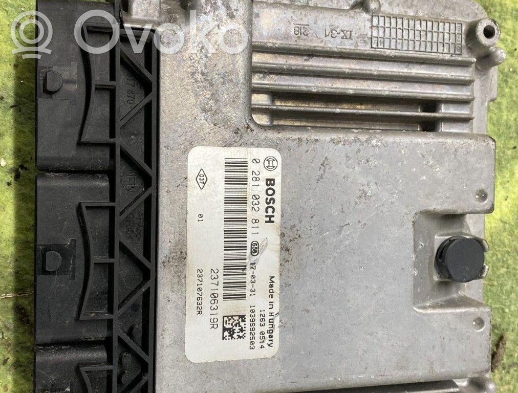 Unidad de control/módulo del motor   237107632R