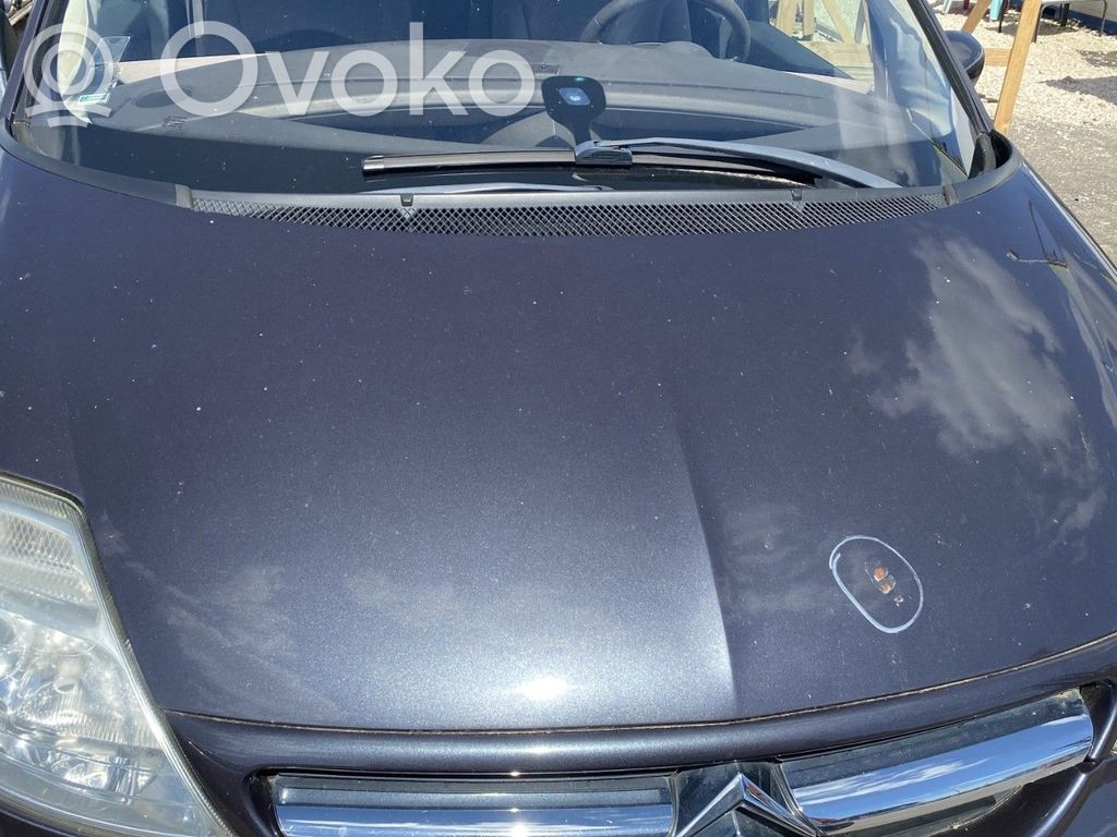 Citroen C8 Konepelti 