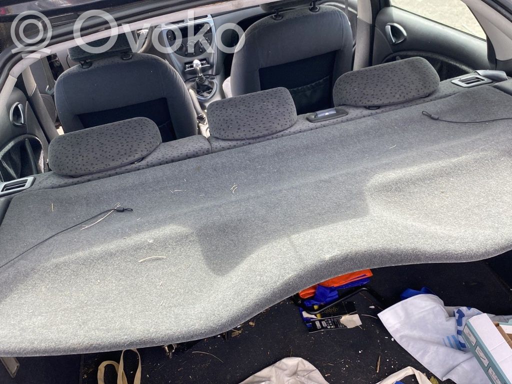 Citroen C5 Hattuhylly 