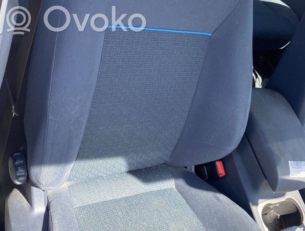 Ford S-MAX Etumatkustajan istuin 