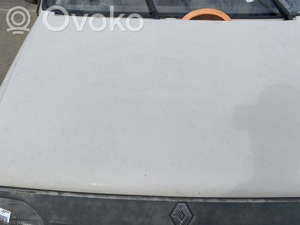 Renault Express Dzinēja pārsegs (vāks) 