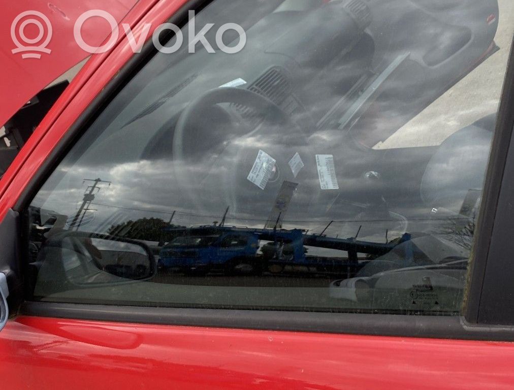 Seat Toledo II (1M) Etuoven ikkunalasi, neliovinen malli 
