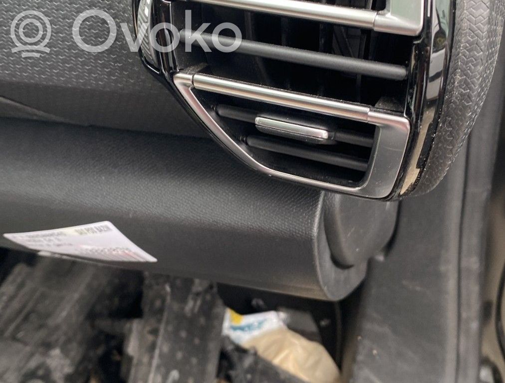 Citroen C4 III e-C4 Copertura griglia di ventilazione laterale cruscotto